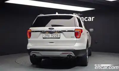 Ford Explorer 2017 2.3 Автомат в Москве № 256981, миниатюра 8