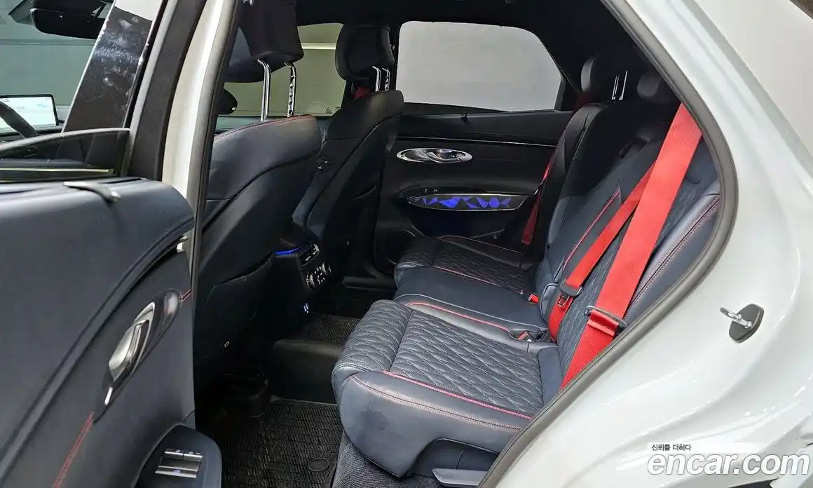 Genesis GV70 2022 2.5 Автомат в Москве № 259263, фото 12