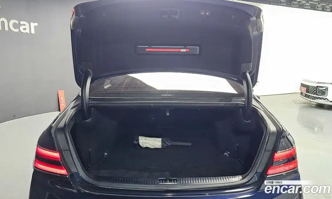 Genesis G90 2019 3.3 Автомат в Москве № 26342, фото 11