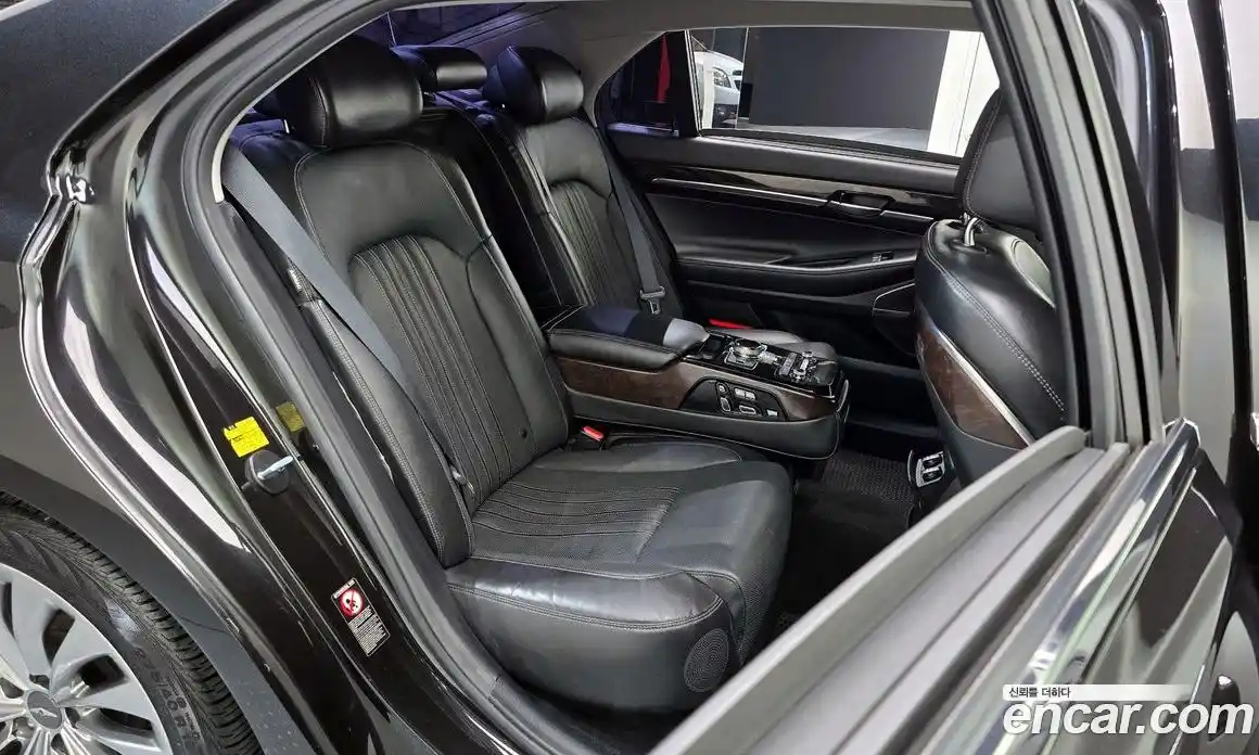 Genesis EQ900 2018 3.3 Автомат в Москве № 26613, фото 12