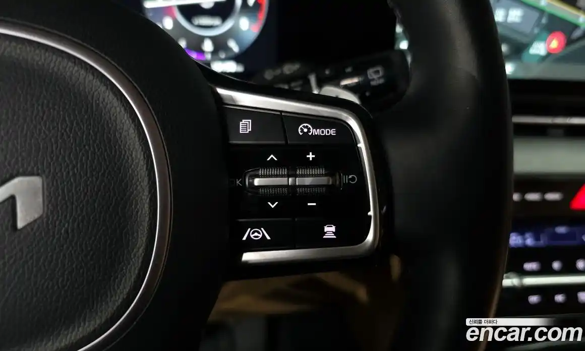 Kia Canival 2023 3.5 Автомат в Москве № 268725, фото 14