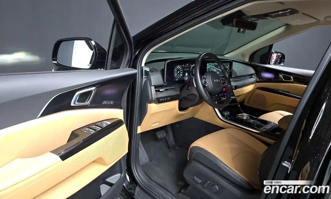 Kia Canival 2023 3.5 Автомат в Москве № 268725, фото 16