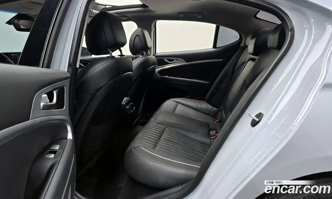 Genesis G70 2019 2.2 Автомат в Москве № 27386, фото 9