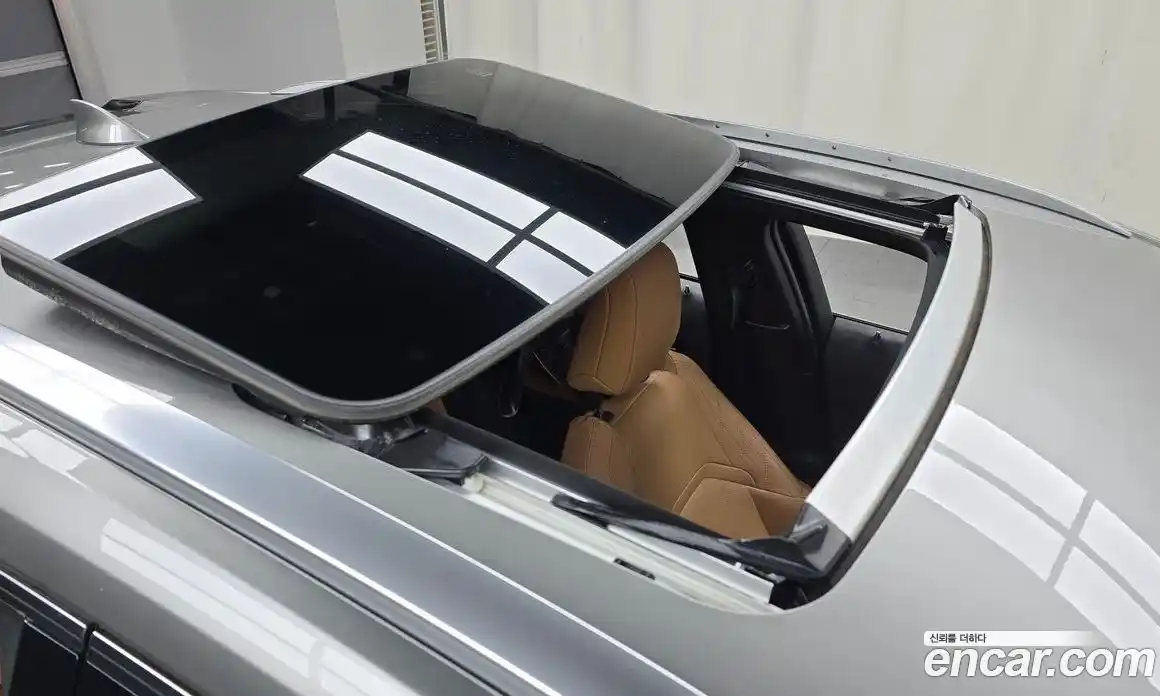 Lexus UX 2023 2.0 Автомат в Москве № 275434, фото 16