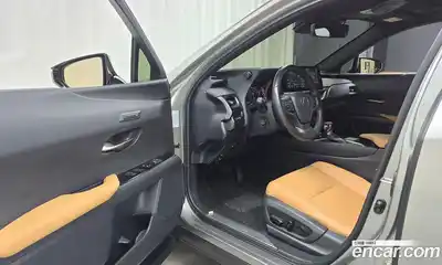 Lexus UX 2023 2.0 Автомат в Москве № 275434, миниатюра 7