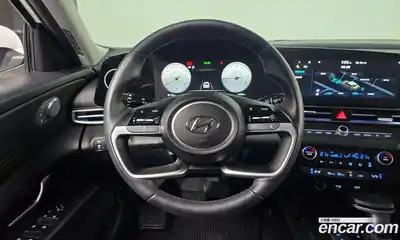 Hyundai Avante 2023 1.6 Автомат в Москве № 279354, миниатюра 12