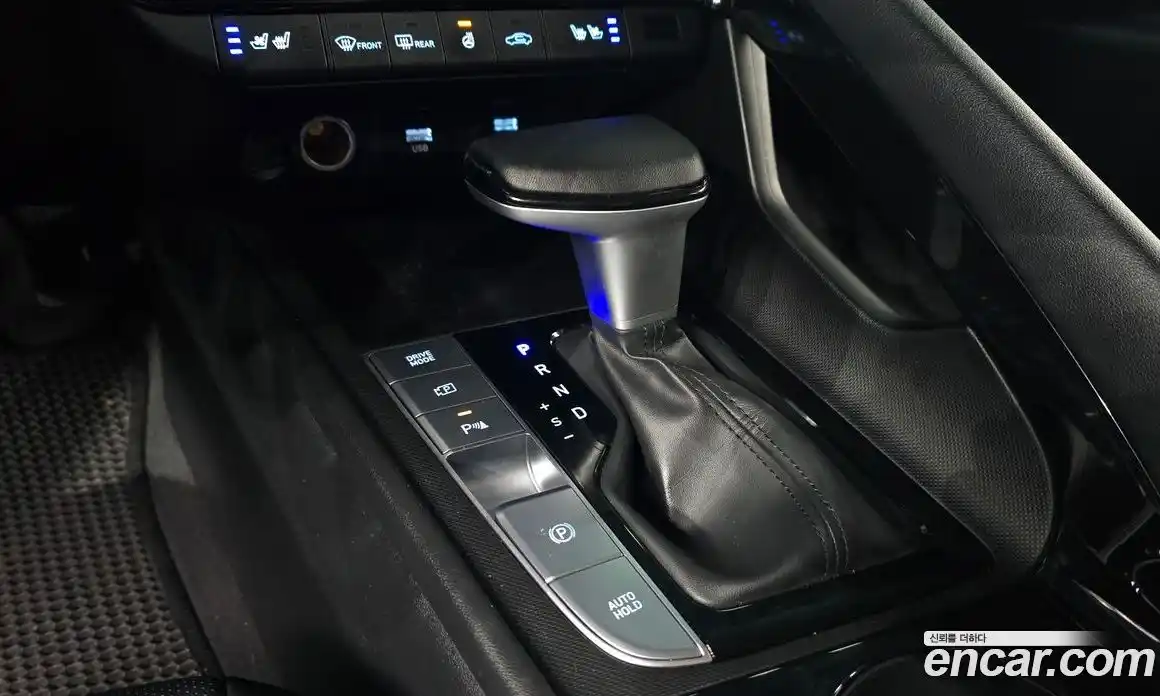 Hyundai Avante 2023 1.6 Автомат в Москве № 279354, фото 6