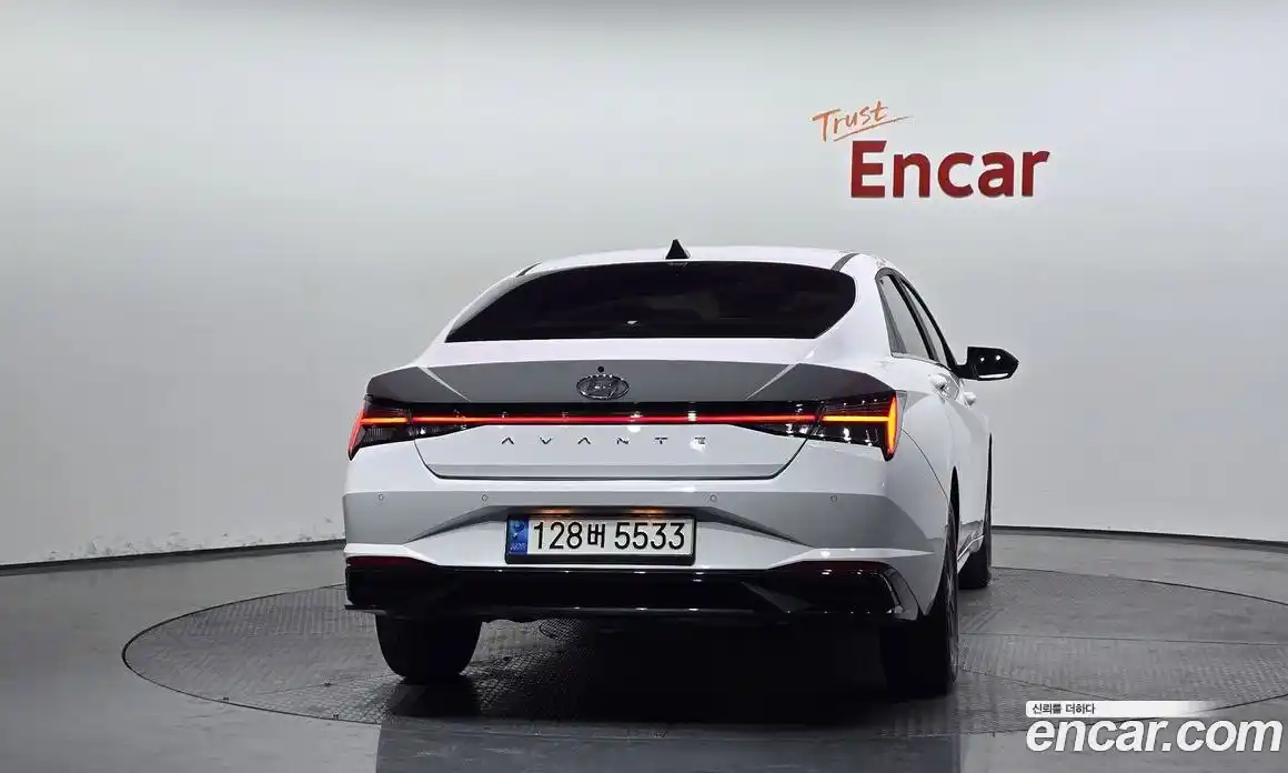 Hyundai Avante 2023 1.6 Автомат в Москве № 279354, фото 8