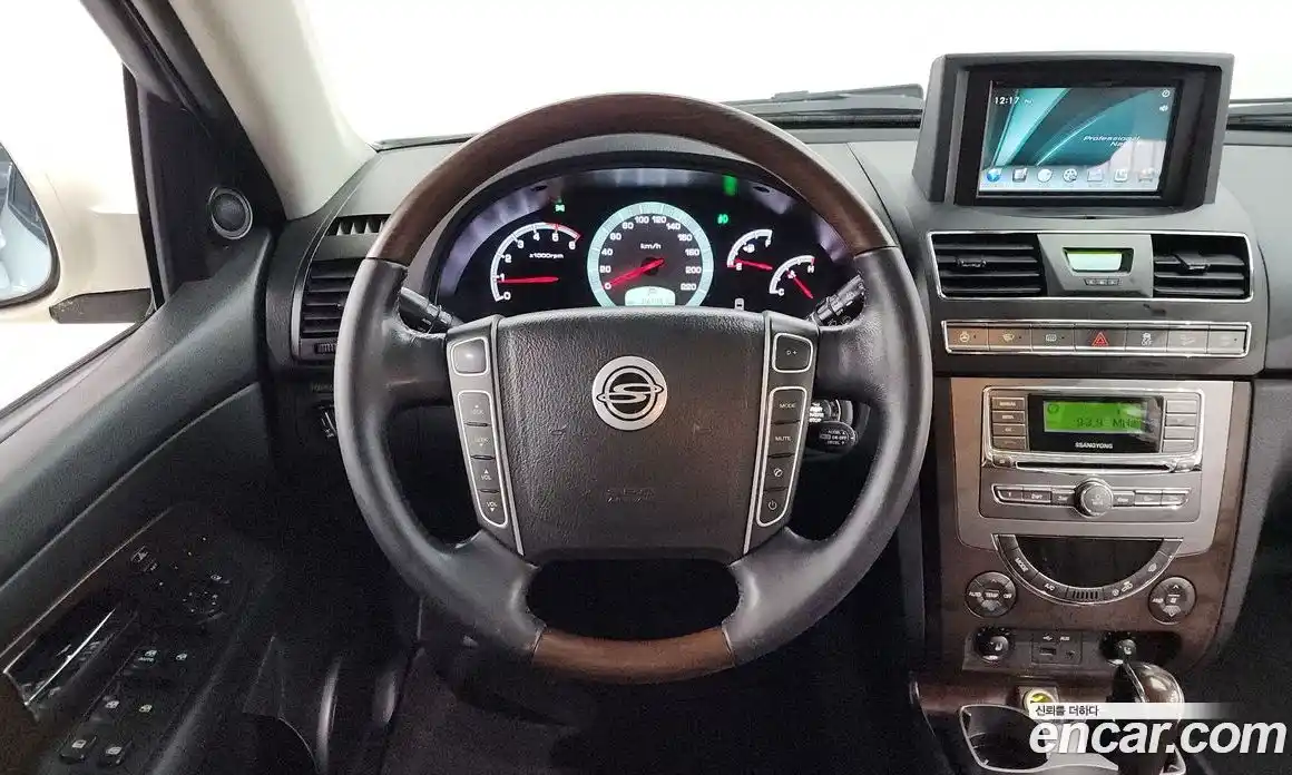 SsangYong Rexton 2015 2.0 Автомат в Москве № 29141, фото 13