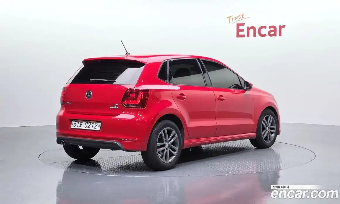 Volkswagen Polo 2016 1.4 Автомат в Москве № 301198, фото 17