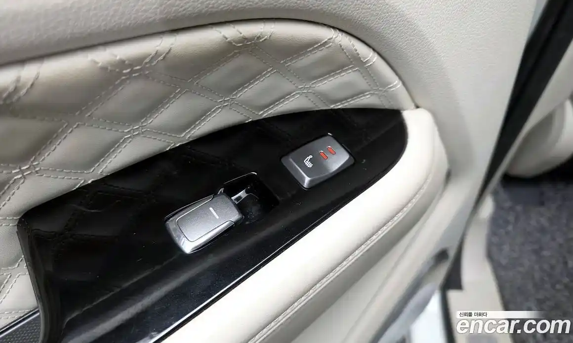 SsangYong Rexton 2022 2.2 Автомат в Москве № 30409, фото 16