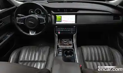 Jaguar XF, 2018