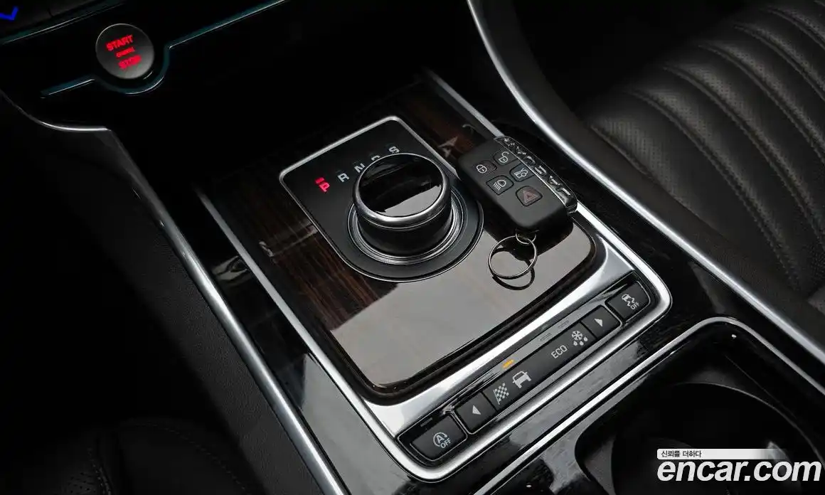 Jaguar XF 2018 2.0 Автомат в Москве № 304943, фото 8