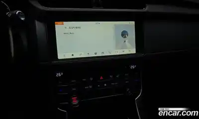 Jaguar XF 2018 2.0 Автомат в Москве № 304943, миниатюра 10