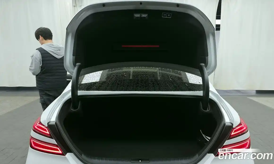 Genesis G70 2022 2.0 Автомат в Москве № 308678, фото 15