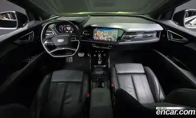 Audi Q4 e-tron 2022 0.2 Автомат в Москве № 312180, миниатюра 8