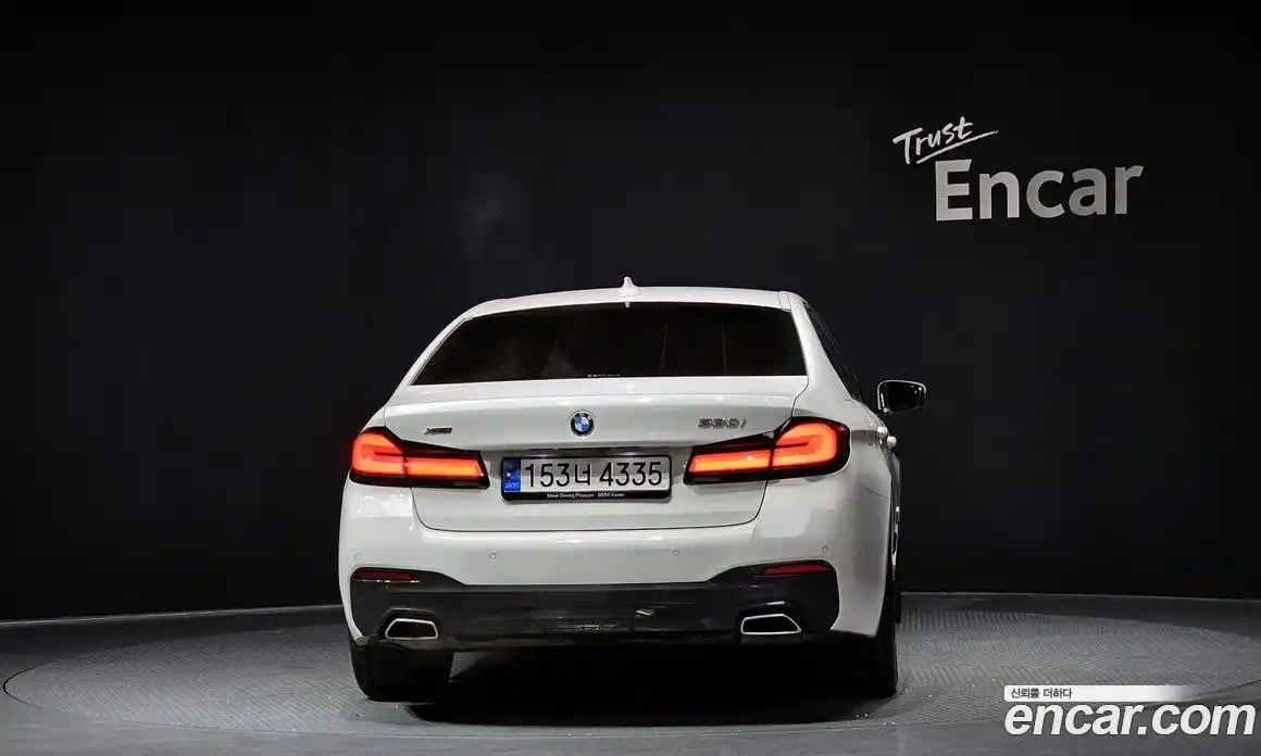 BMW 5-Series 2023 2.0 Автомат в Москве № 317901, фото 18