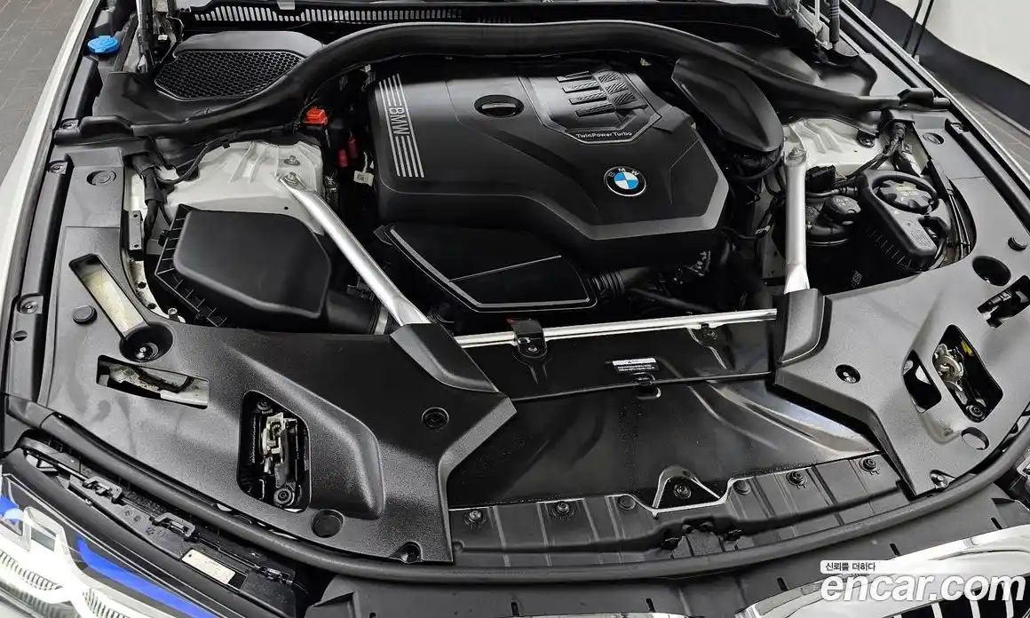 BMW 5-Series 2023 2.0 Автомат в Москве № 317901, фото 3