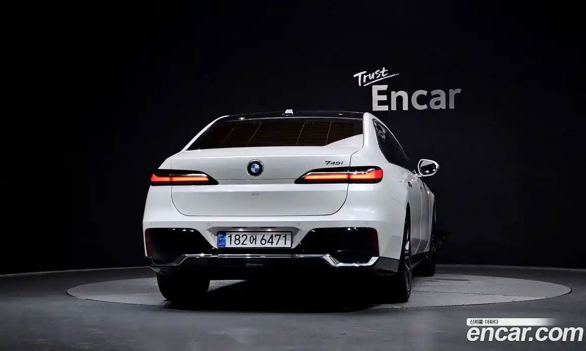 BMW 7-Series 2023 3.0 Автомат в Москве № 318508, фото 18