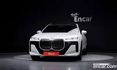 BMW 7-Series 2023 3.0 Автомат в Москве № 318508, миниатюра 5