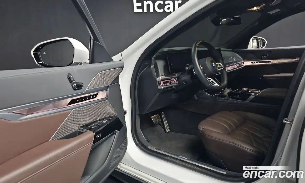 BMW 7-Series 2023 3.0 Автомат в Москве № 318508, фото 8