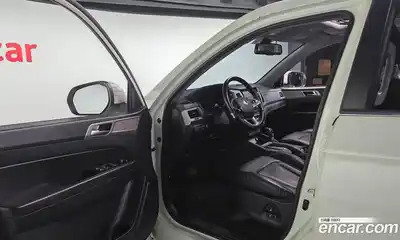 SsangYong Rexton 2018 2.2 Автомат в Москве № 32553, миниатюра 6
