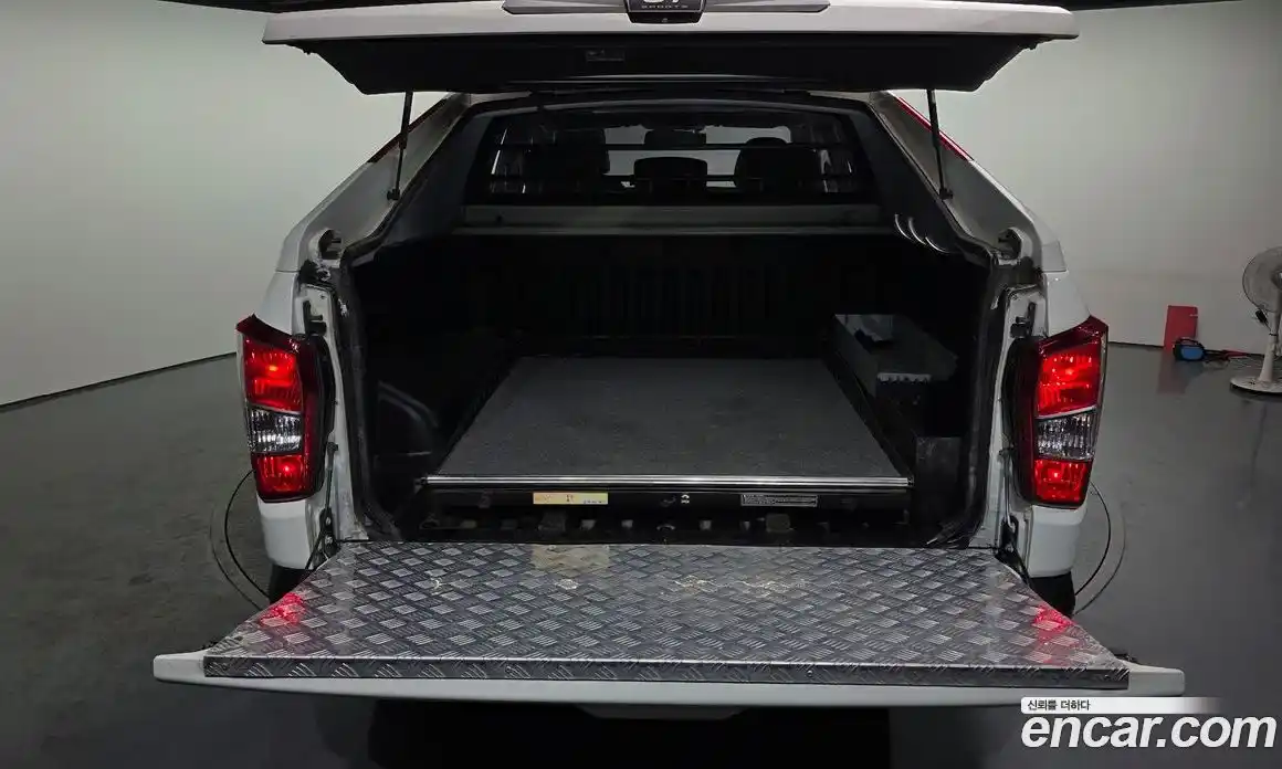 SsangYong Rexton 2018 2.2 Автомат в Москве № 32553, фото 8