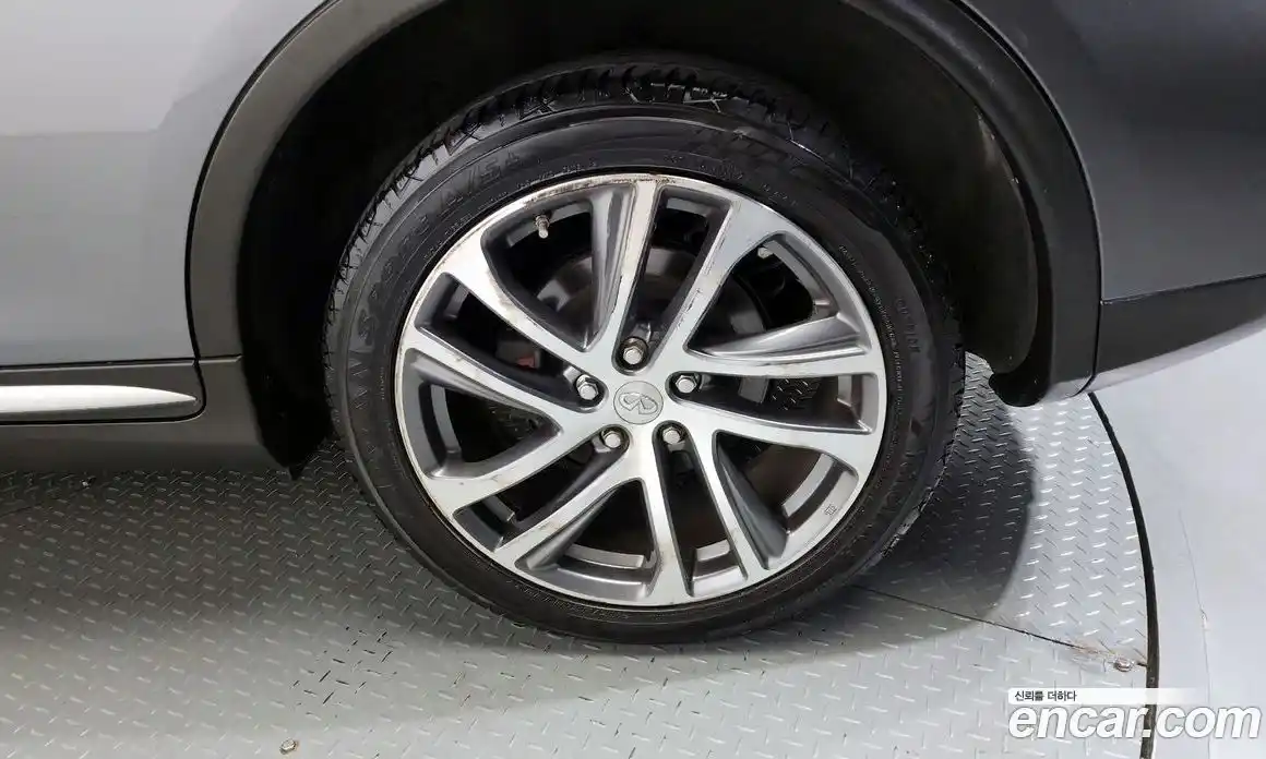 Infiniti QX50 2016 3.7 Автомат в Москве № 326826, фото 4