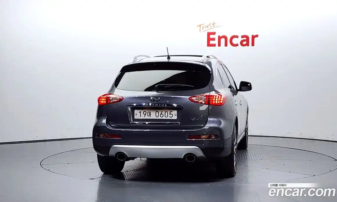 Infiniti QX50 2016 3.7 Автомат в Москве № 326826, фото 6