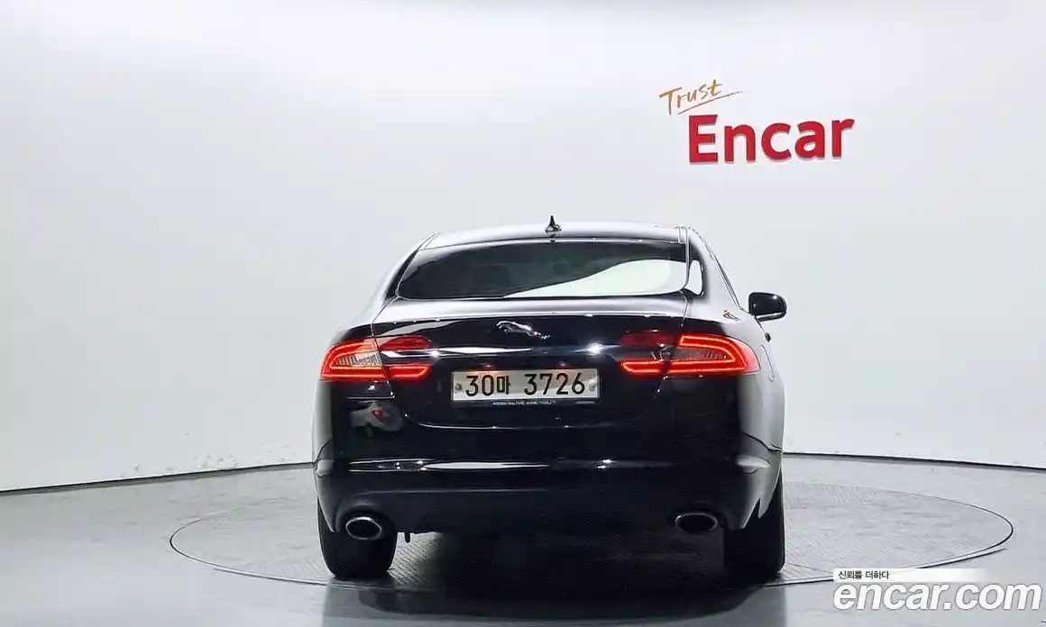 Jaguar XF 2015 2.0 Автомат в Москве № 335803, фото 16