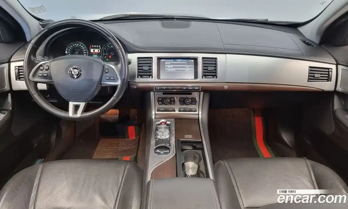 Jaguar XF 2015 2.0 Автомат в Москве № 335803, фото 17