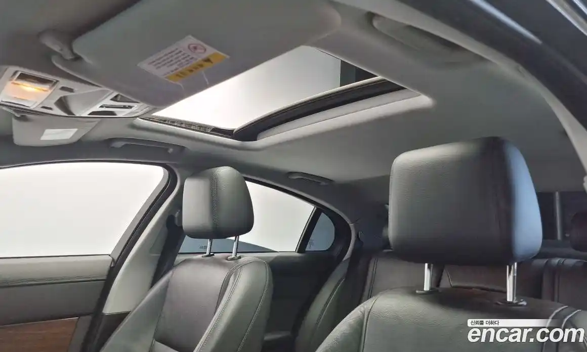 Jaguar XF 2015 2.0 Автомат в Москве № 335803, фото 20