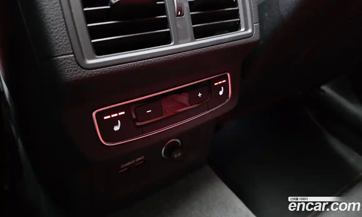 Audi SQ5 2023 3.0 Автомат в Москве № 343533, фото 16