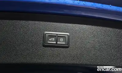 Audi SQ5 2023 3.0 Автомат в Москве № 343533, миниатюра 5