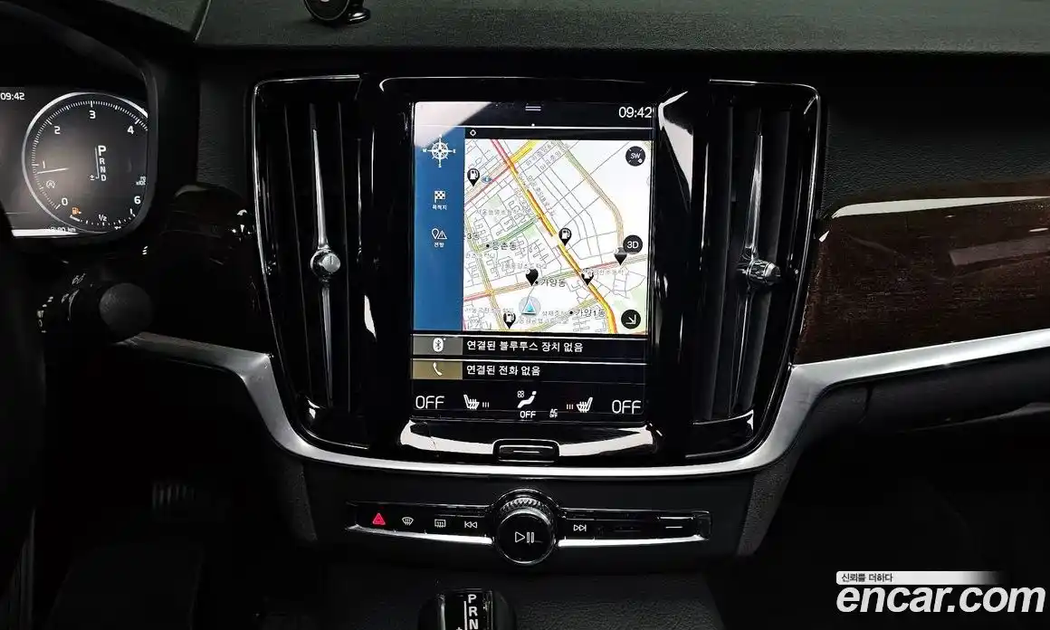 Volvo S90 2017 2.0 Автомат в Москве № 344221, фото 16