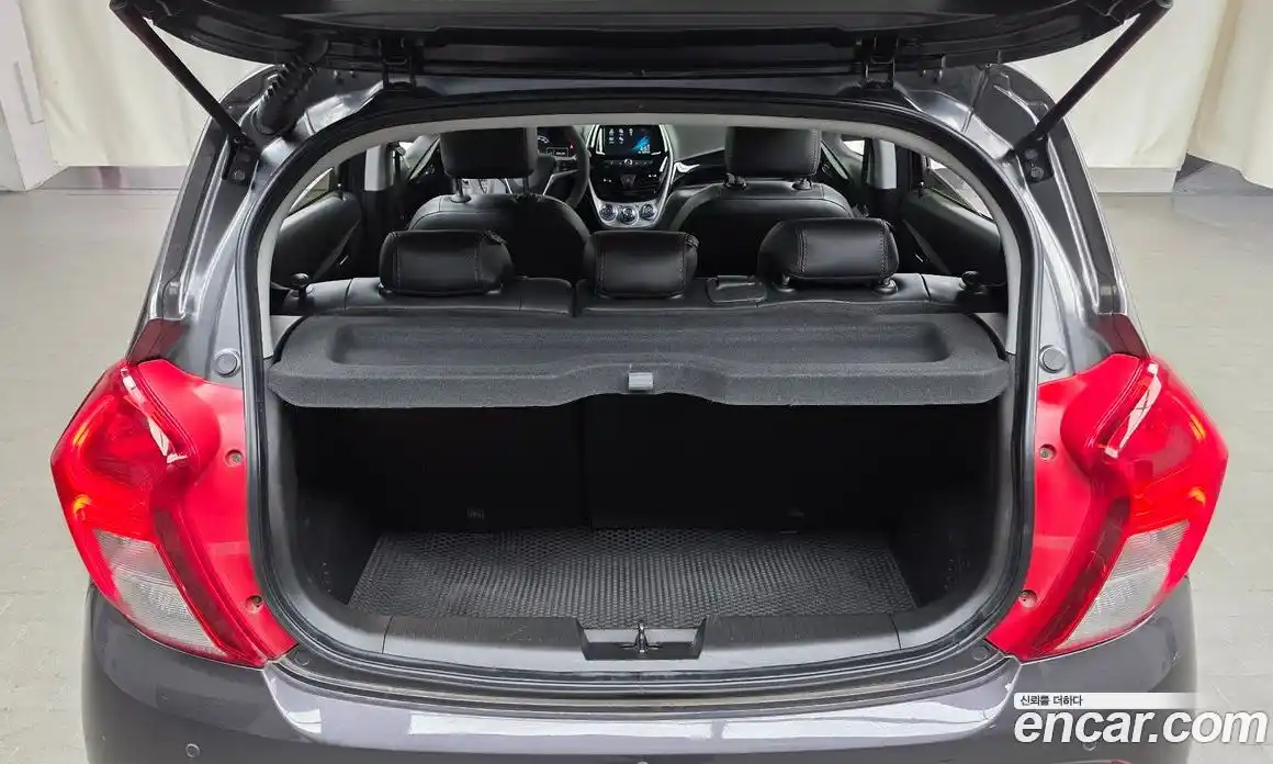 Chevrolet Spark 2016 1.0 Автомат в Москве № 37983, фото 13