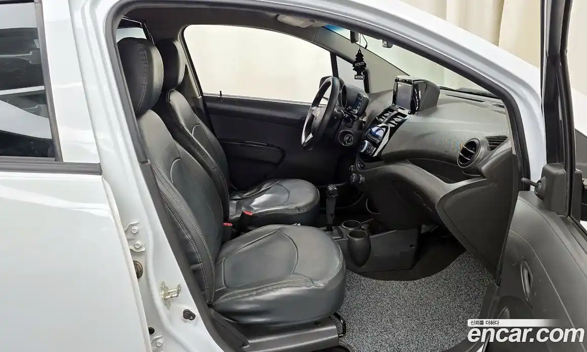 Chevrolet Spark 2012 1.0 Автомат в Москве № 38577, фото 16