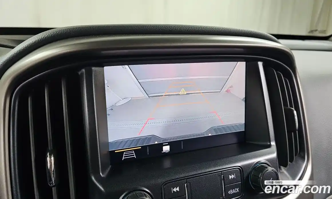 Chevrolet Colorado 2021 3.6 Автомат в Москве № 39823, фото 14