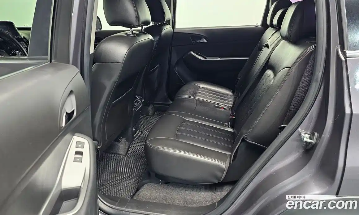 Chevrolet Orlando 2014 2.0 Автомат в Москве № 40355, фото 9