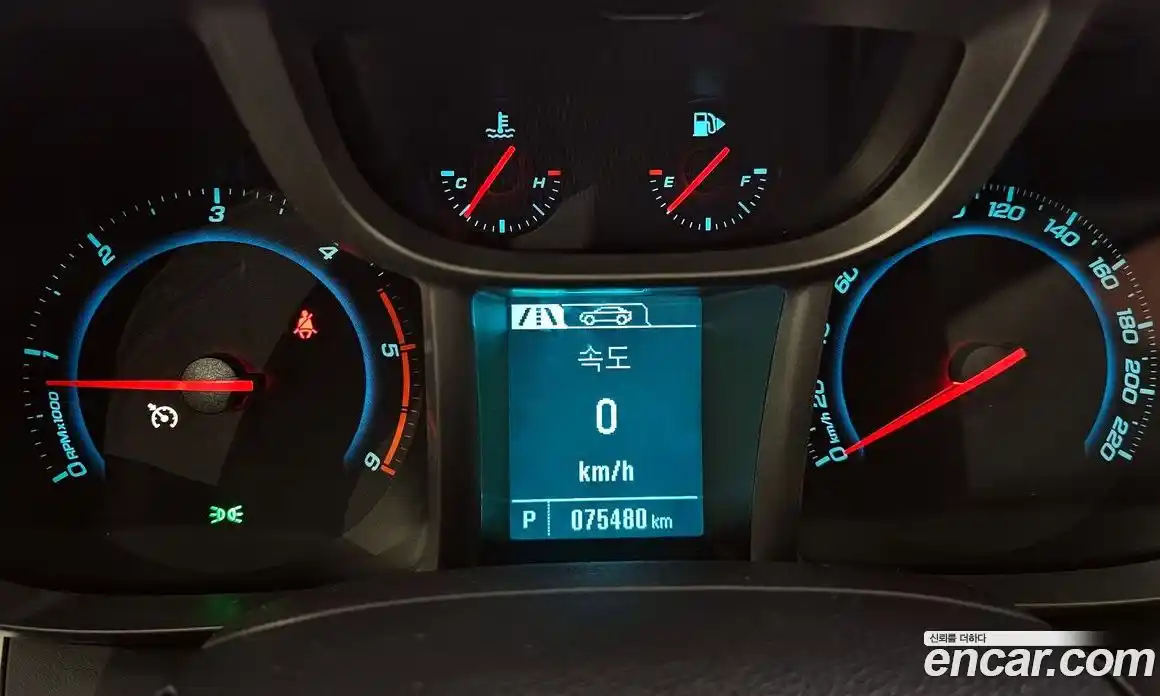 Chevrolet Orlando 2015 2.0 Автомат в Москве № 40996, фото 1