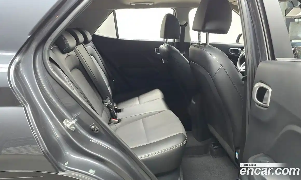 Hyundai Venue 2021 1.6 Автомат в Москве № 42769, фото 13