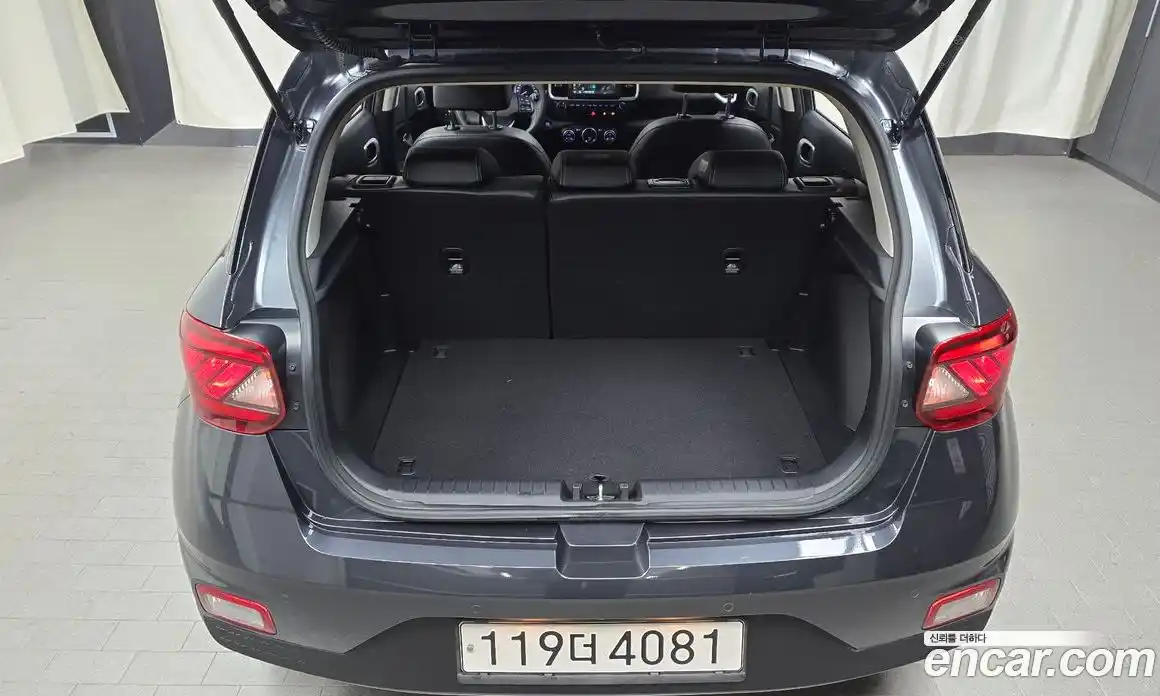 Hyundai Venue 2021 1.6 Автомат в Москве № 42769, фото 16