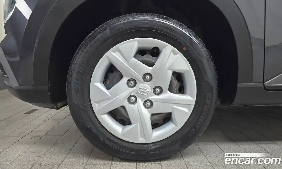 Hyundai Venue 2021 1.6 Автомат в Москве № 42769, фото 9