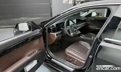 Hyundai Grandeur 2023 2.5 Автомат в Москве № 50069, миниатюра 3