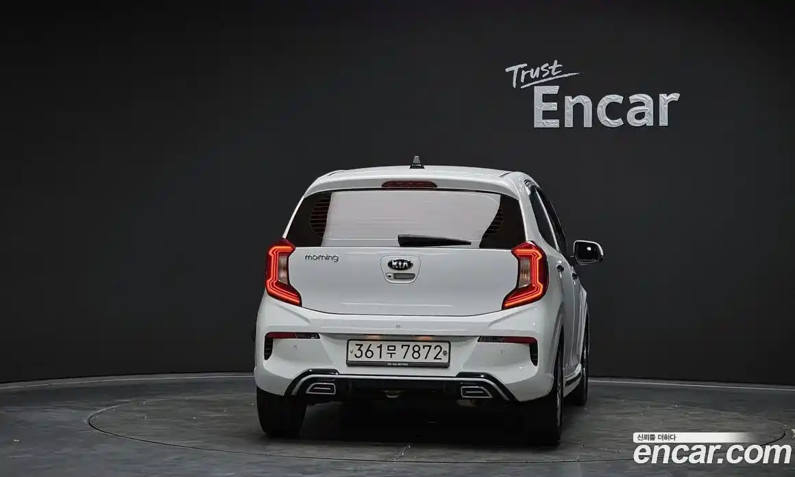 Kia Morning 2021 1.0 Автомат в Москве № 52441, фото 15