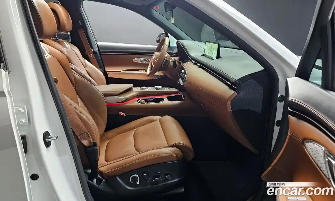 Genesis GV70 2023 2.5 Автомат в Москве № 56675, фото 17