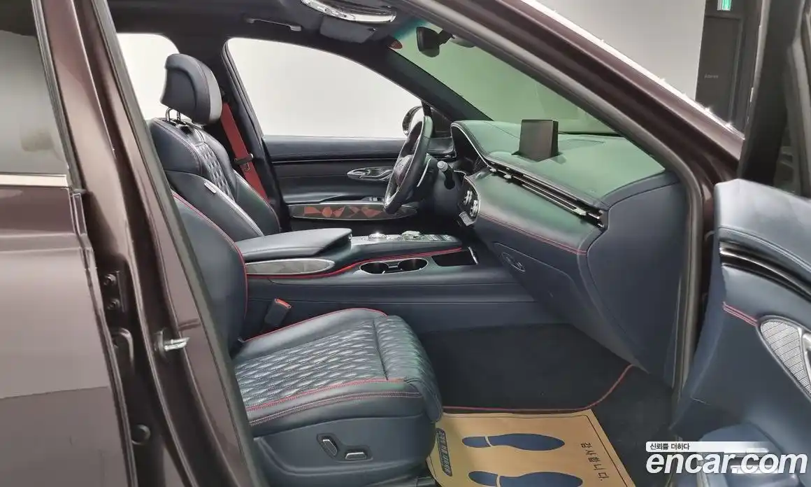 Genesis GV70 2021 2.5 Автомат в Москве № 57215, фото 3