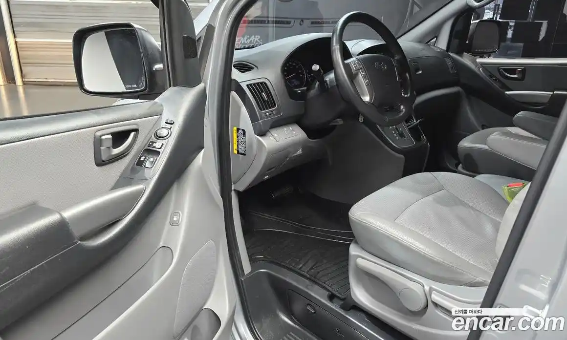 Hyundai Starex 2017 2.5 Автомат в Москве № 6341, фото 19