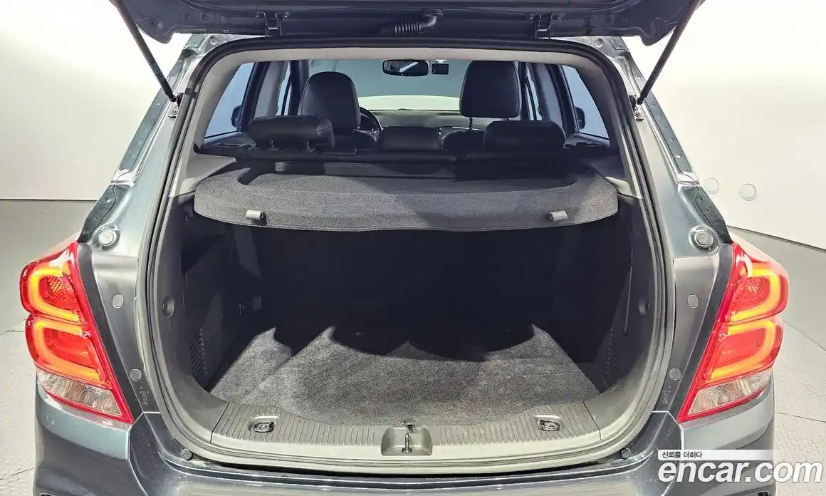 Chevrolet Trax 2021 1.4 Автомат в Москве № 77181, фото 13