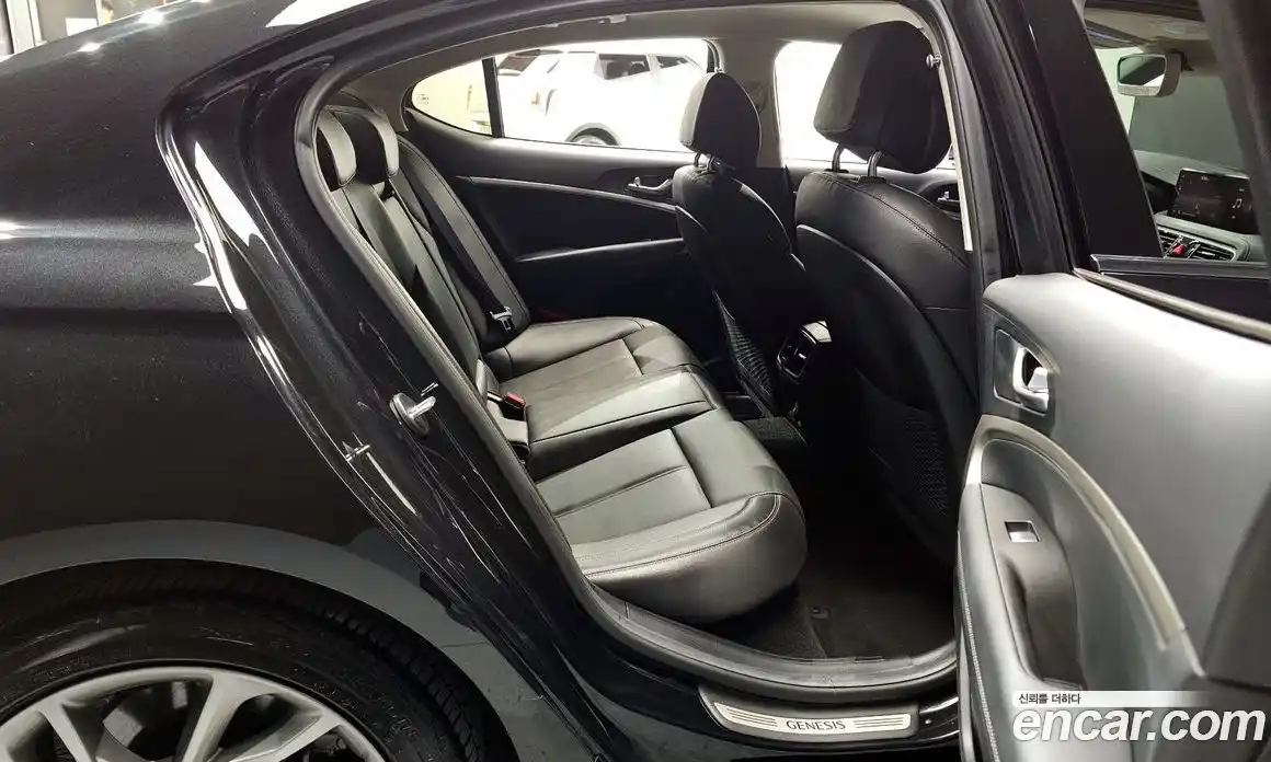 Genesis G70 2022 2.0 Автомат в Москве № 81911, фото 14